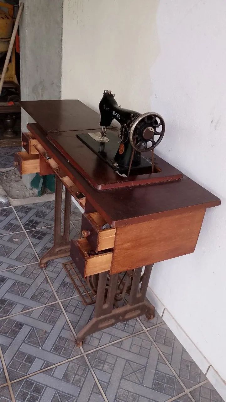 Máquina de costura antiga decoração 