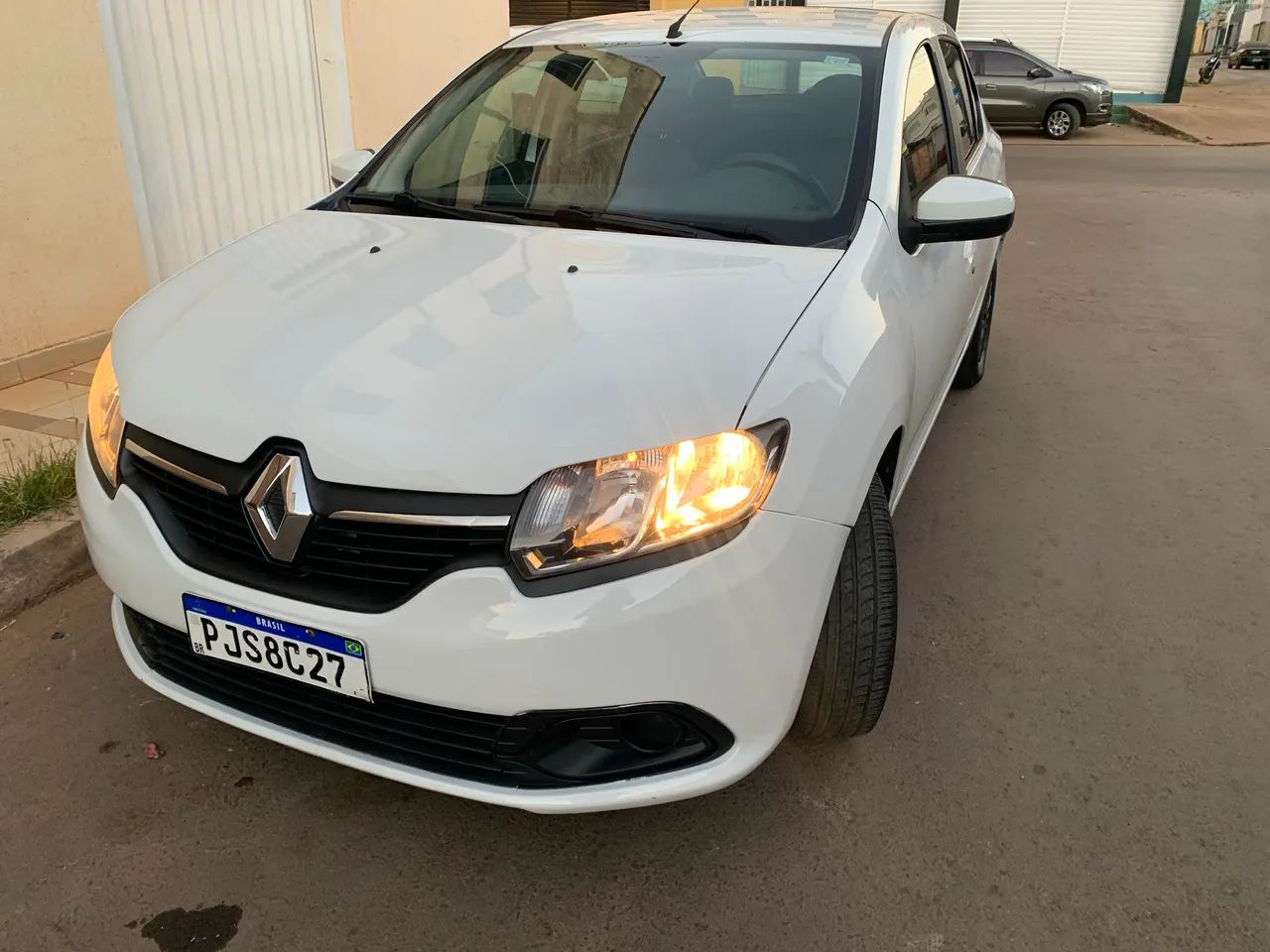 Renault Logan 2016