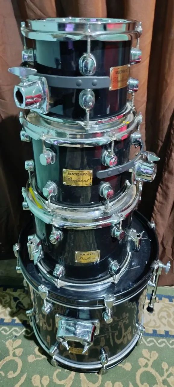 CORPO DE BATERIA MICHAEL BRILLIANT - Foto 2