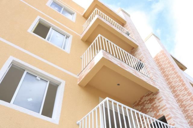 Apartamento há 2 quadras da Rodovia da Uva e bem próximo do Santa Candida! - Foto 2
