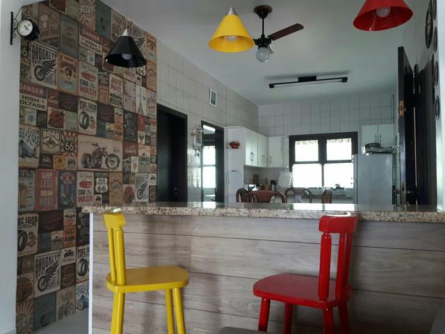 Belíssima casa com piscina em Matinhos - Foto 5