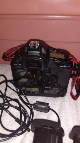 Camera Canon profissional eos-1ds Mark lll - Foto 6