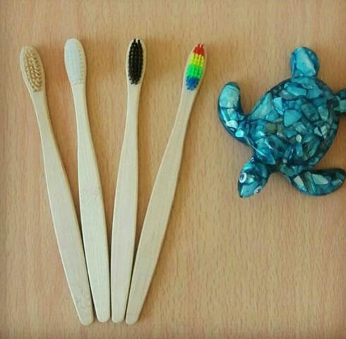 Escovas de dentes ecológicas de bambu - Foto 2