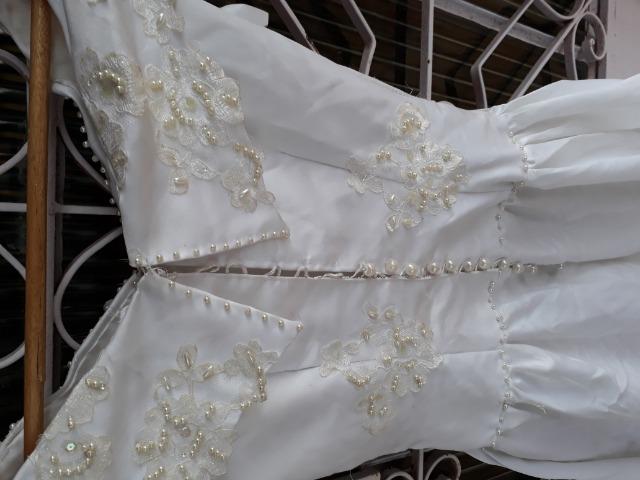 Vestido de noiva em Cambuquira, MG - Foto 5