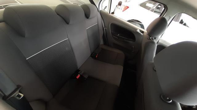VOLKSWAGEN VOYAGE CONFORTLINE 1.6 4P - Foto 13