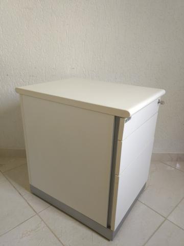 Bancada de trabalho MDF branco + cadeiras de escritório+ móvel arquivo - Foto 6