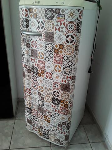 Vendo geladeira