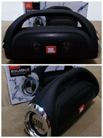 Mini Bombox JBL, Com Agudos e Graves Excelentes C/ Bluetooth