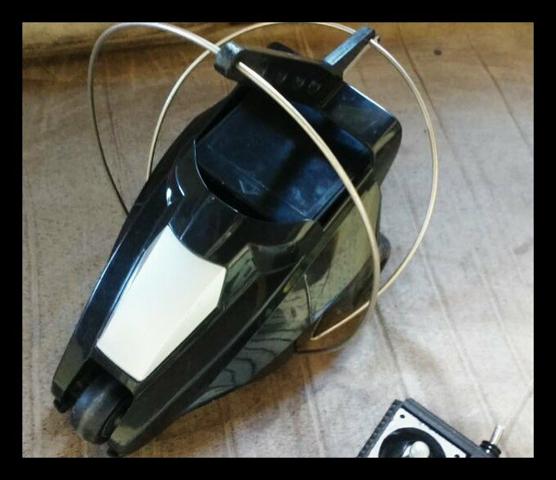 Vendo carrinho de controle remoto Revolver relíquia - Foto 3