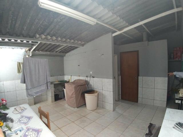 Excelente casa de esquina QNP 13 ótima para comércio - Foto 6