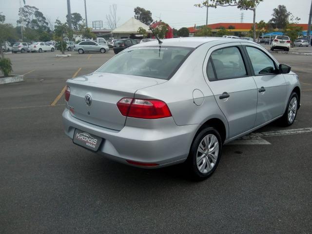 VW Novo Voyage 1.6 - Foto 5