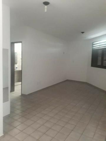 Excelente casa em Capim Macio - Foto 8