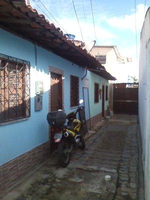 Aluga-se casas messejana