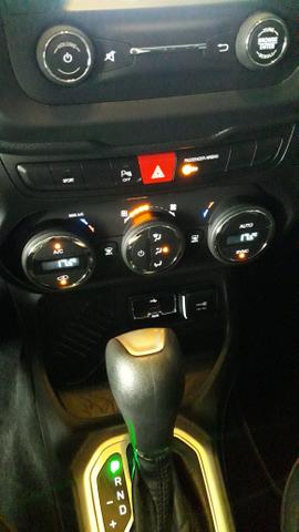 Jeep Renegade - Foto 13