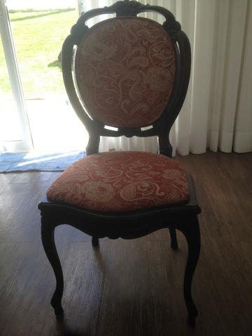 Conjunto de Mesa com 8 Cadeiras no Estilho Luis XV ? Seminovo ? Oportunidade Única - Foto 6