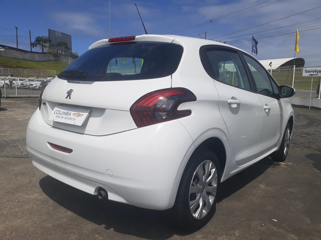 Peugeot 208 1.2 Activ 2019 - Foto 5