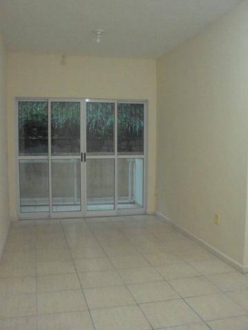 Aptº no Laranjal de 3 quartos - Foto 2