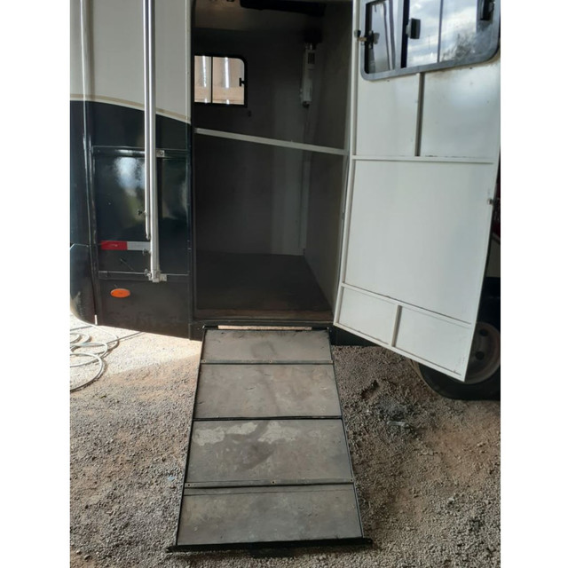 LEANDRO MOTOR HOME VENDE: - Foto 6