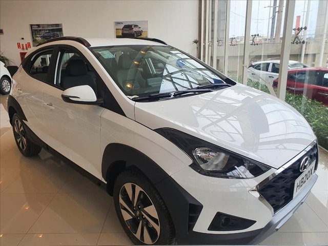 HYUNDAI HB20X 1.6 16V VISION