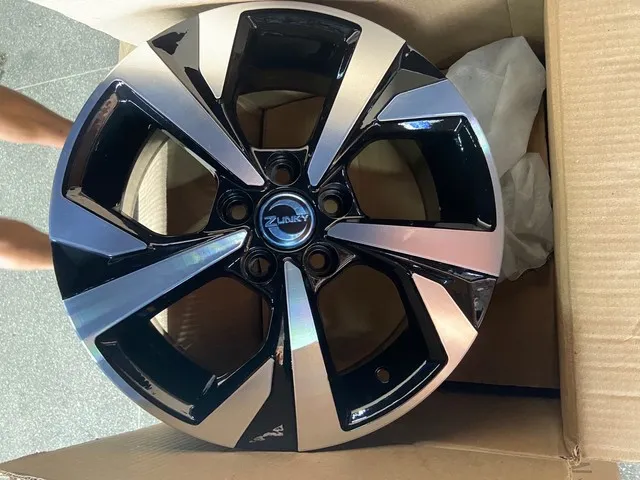 Roda aro 15 Black diamantada.