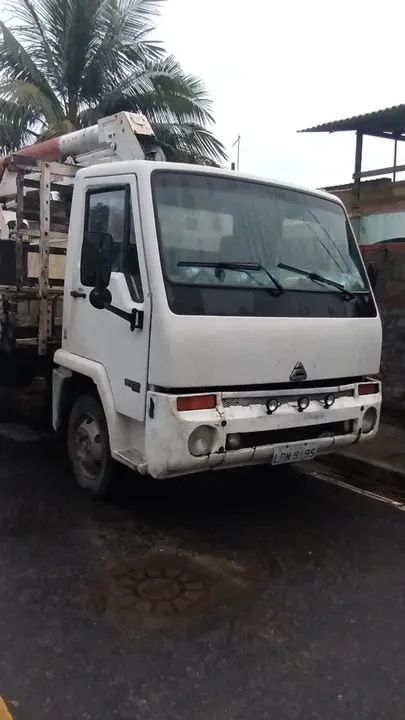 Caminhão Agrale 8.500 E-mec com Cesto Aéreo Guiton 10,5  - Foto 5