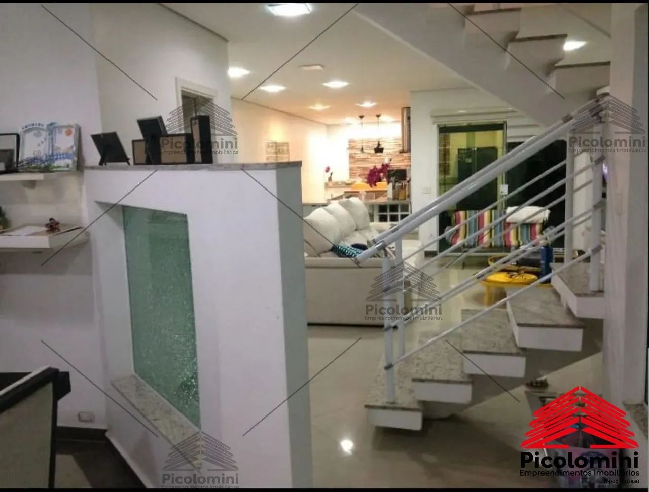 Sobrado Tatuapé com 3 quartos, 1 suíte com Hidro, sala ampla com cozinha americana, 3 banh