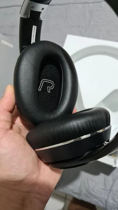 Fone de ouvido W820Bt Bluetooth Over-Ear Edifier - Preto - Foto 4