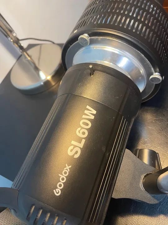 Godox SL60W - Flash de Estúdio - Foto 2