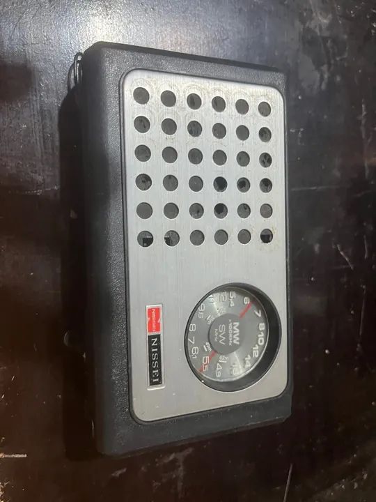 SOM: Antigo radio portátil da marca Nissei peças  - Foto 2