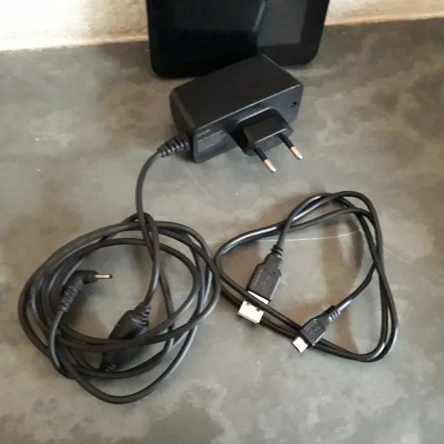 Tablete  CCE + carregador  - Foto 5