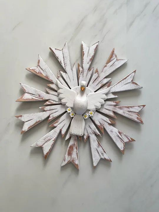 Divinos de diversas formas e tamanhos 