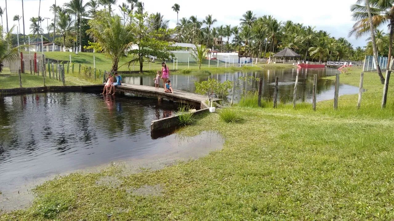 Casa tipo vilage em condomínio fechado com PISCINA , INTERNET WI-FI  - Foto 2