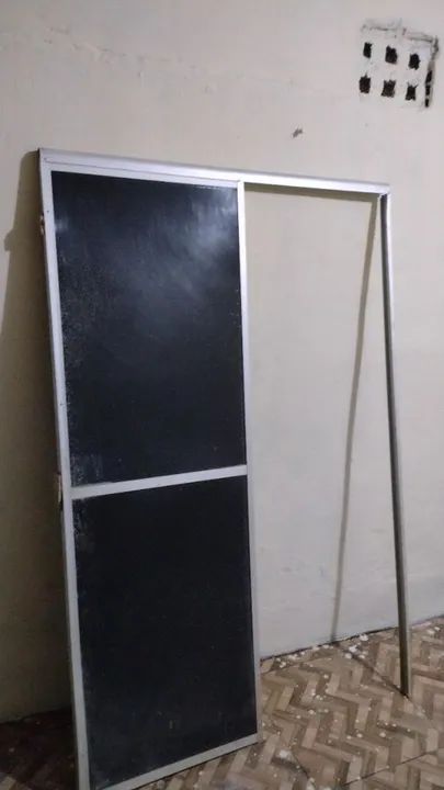 Vendo Box para banheiro semi novo pra vender rápido.