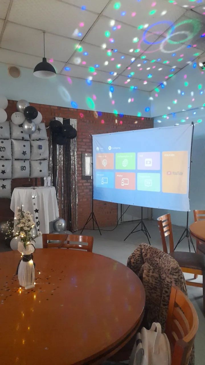 Locação projetor e telão,  karaoke  pista led 