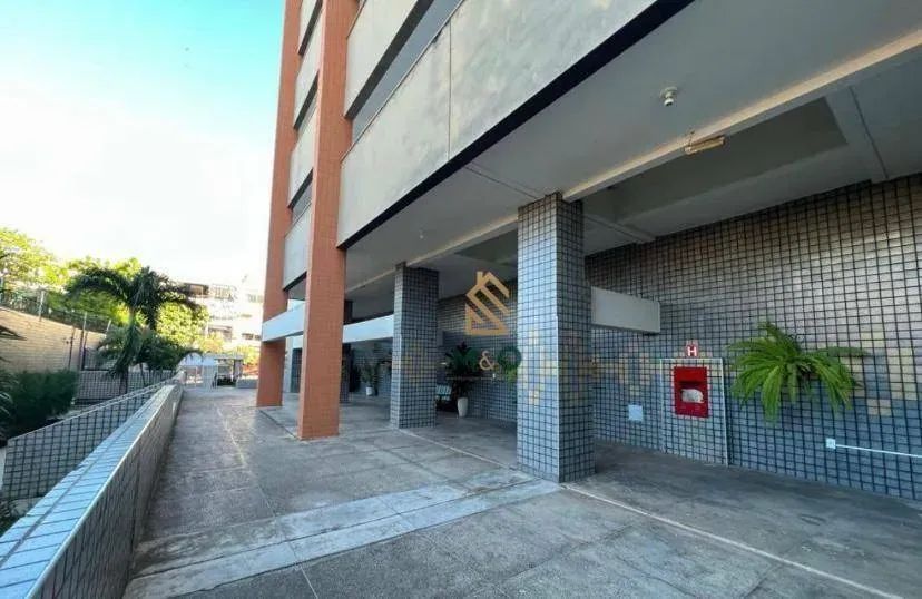 Apartamento com 3 dormitórios à venda, 103 m² por R$ 340.000,00 - Jacarecanga - Fortaleza/