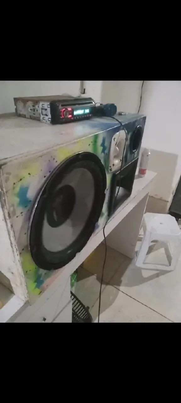 Caixa de Som Personalizada com Alto-Falante Potente