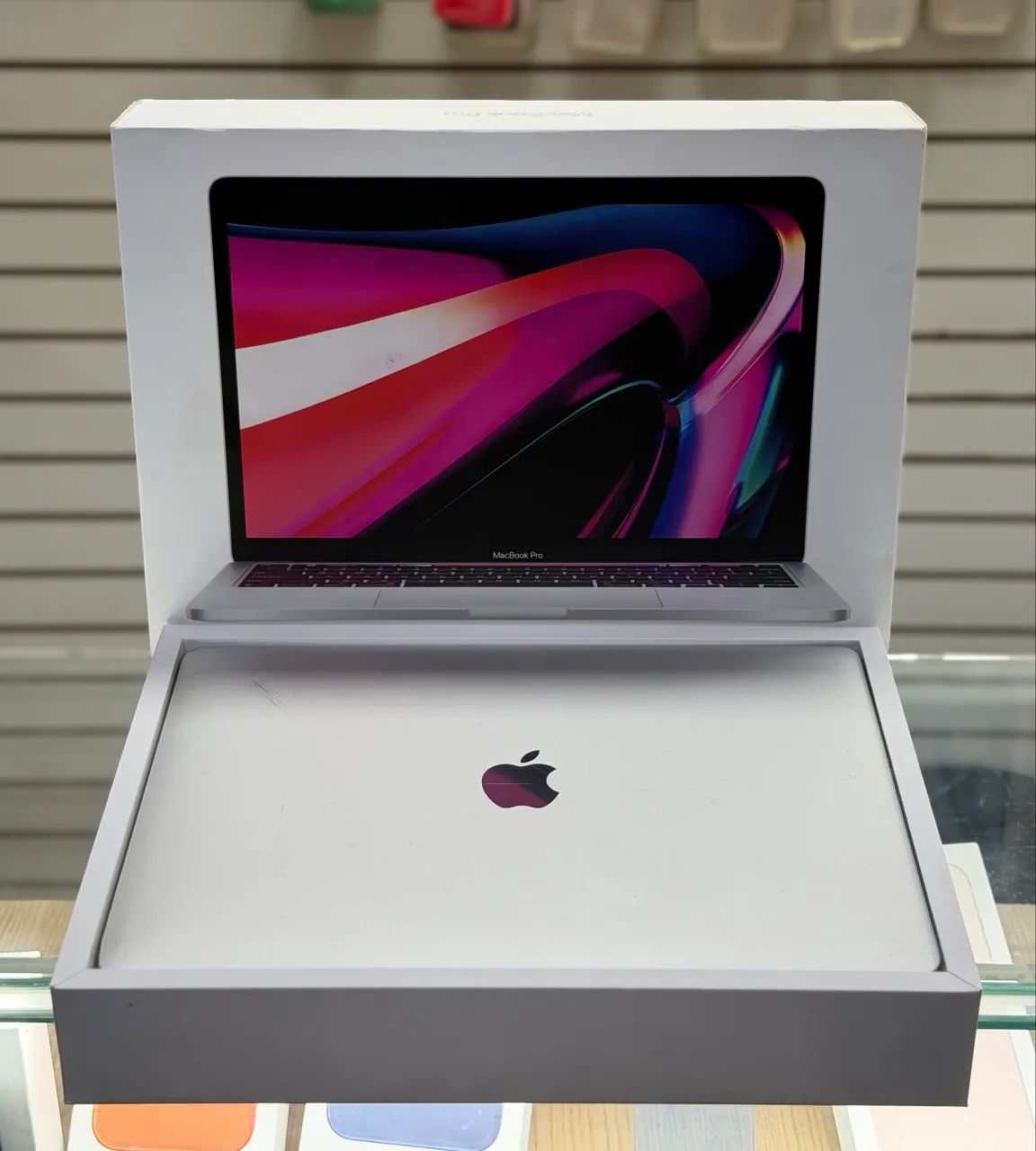 Macbook pro m2 13 polegadas touch bar 8gb / 256gb LOJA FÍSICA