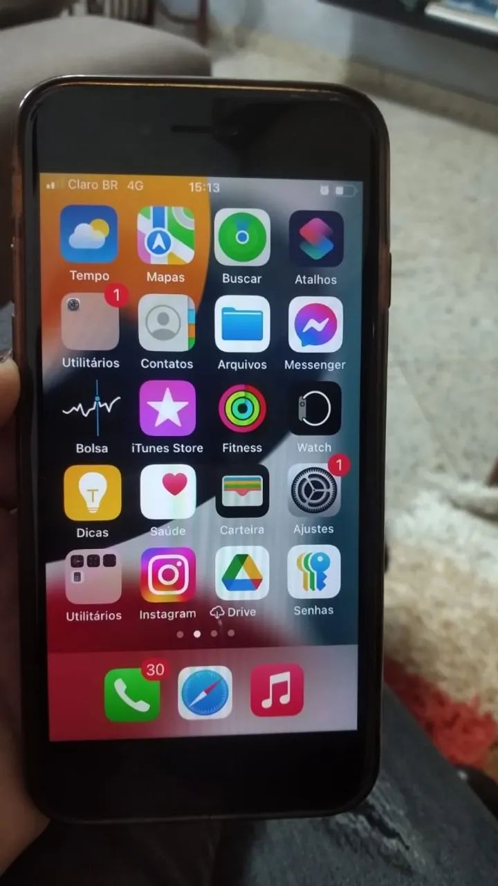 Iphone 8 SE, ano 2022, 64GB branco, perfeito - Celulares e