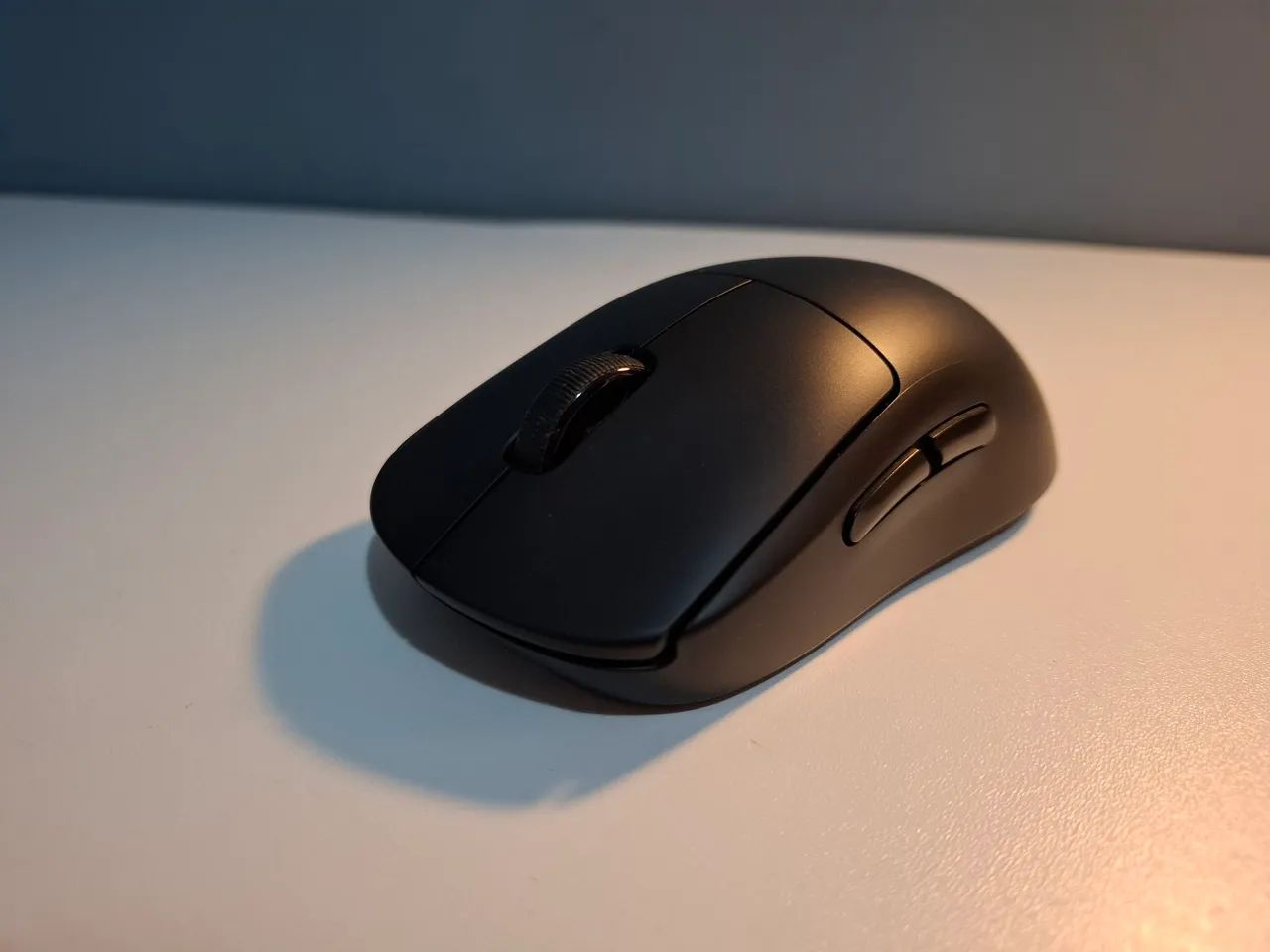 Mouse Gamer Logitech G PRO Superlight Sem Fio - Foto 3
