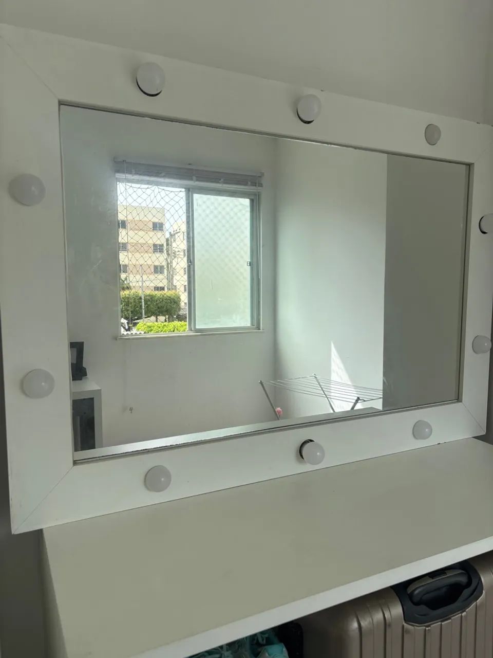 Penteadeira com espelho e luzes - Foto 3