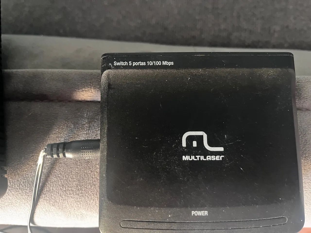 Switch de Rede Multilaser RE116 16 Portas 10/100 - Foto 4