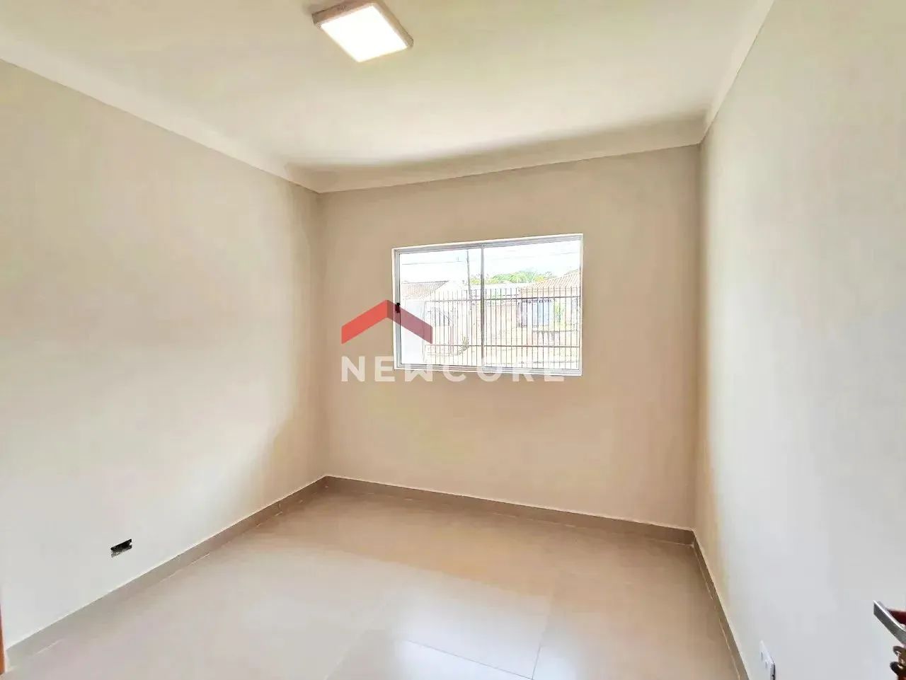 Casa em Rua Pioneira Guilhermina Mazolini - Jardim Piatã - Maringá/PR - Foto 5