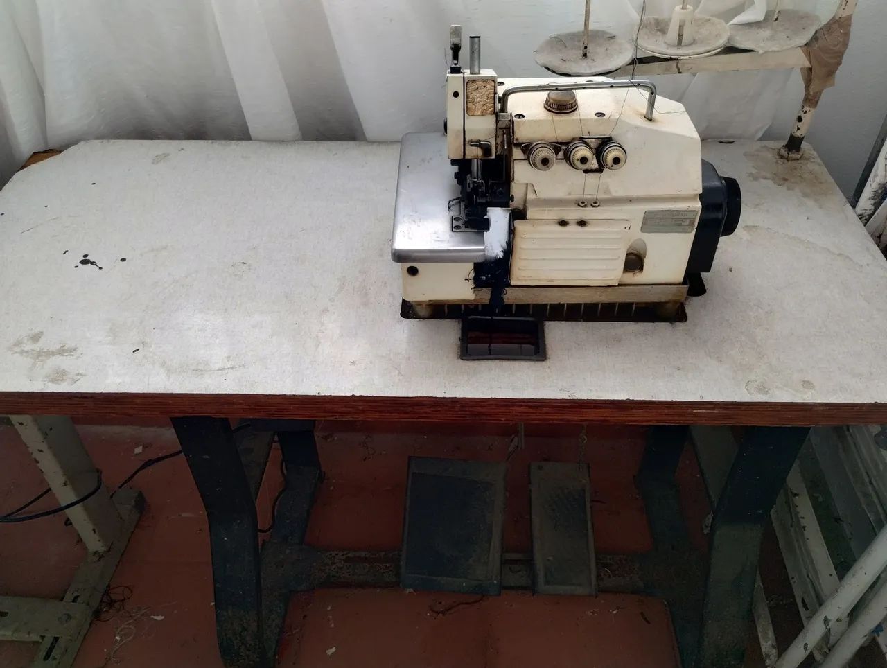 Máquina de costura 