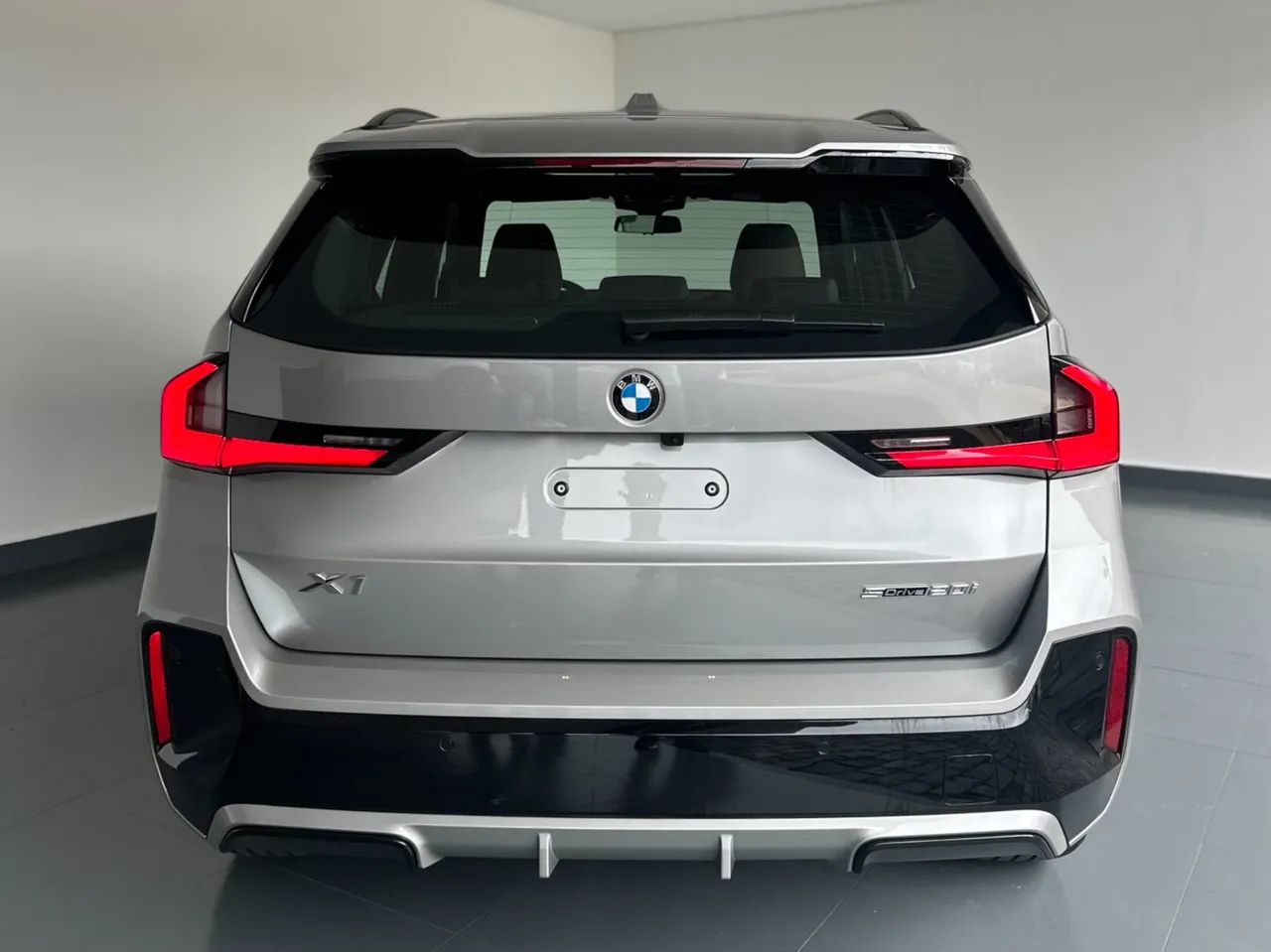 Bmw X1 2.0 16v Turbo Gasolina Sdrive20i M Sport Steptronic Cinza 2025 - Foto 5