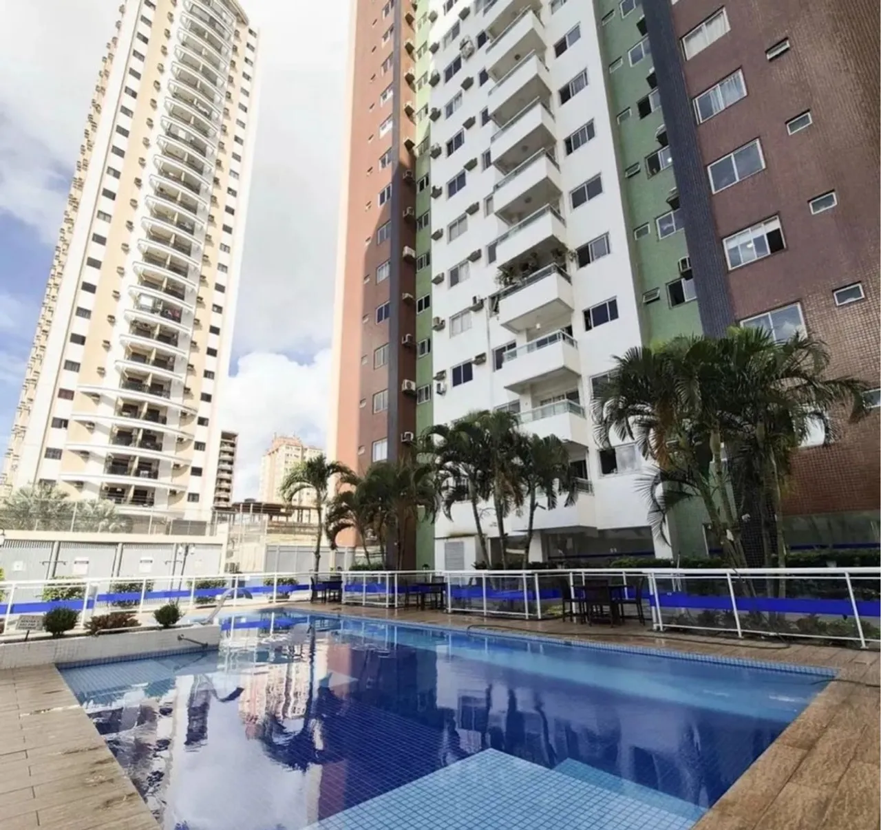 Vendo no residencial Vitória na Humaitá andar alto 3/4