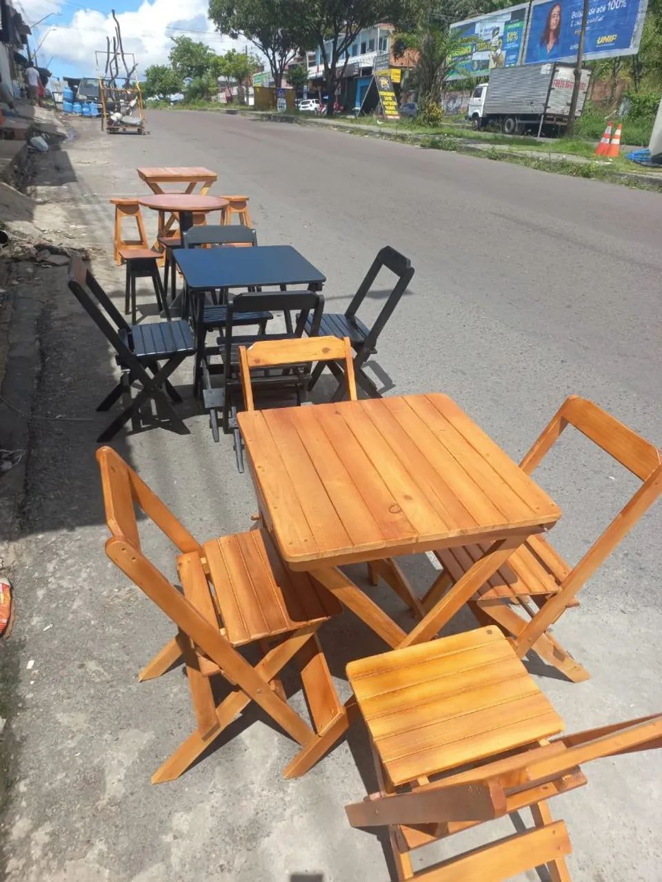 Conjunto de mesa e cadeiras dobráveis para comércio - Foto 4