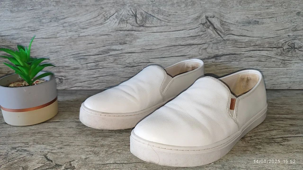 Tênis Slip On Branco