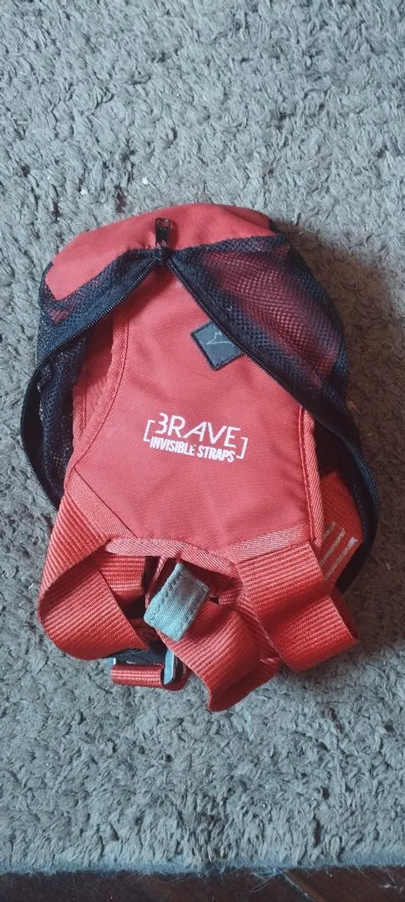 Cadeirinha infantil para rapel e escalada