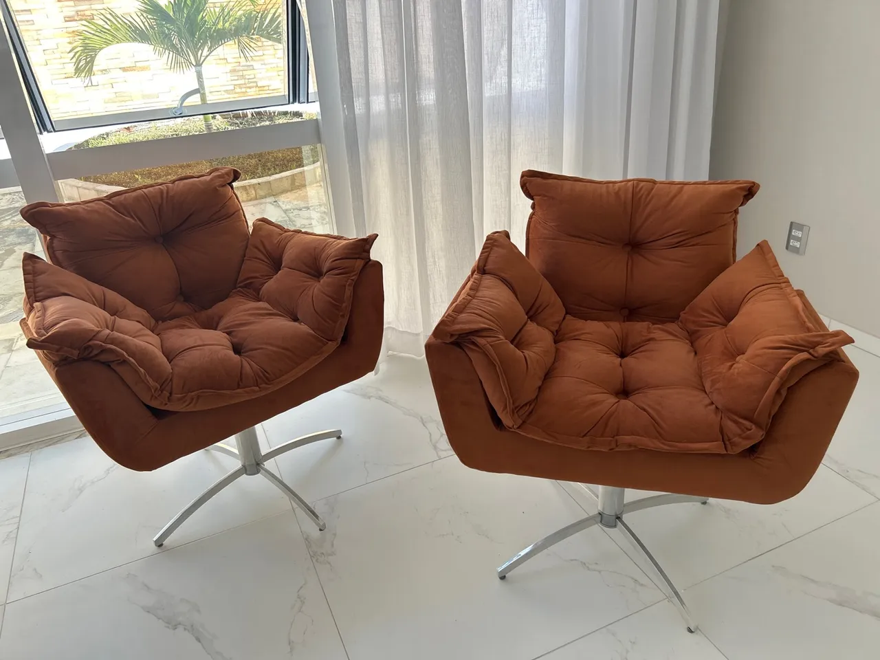 Poltronas Decorativas Confortáveis e Modernas