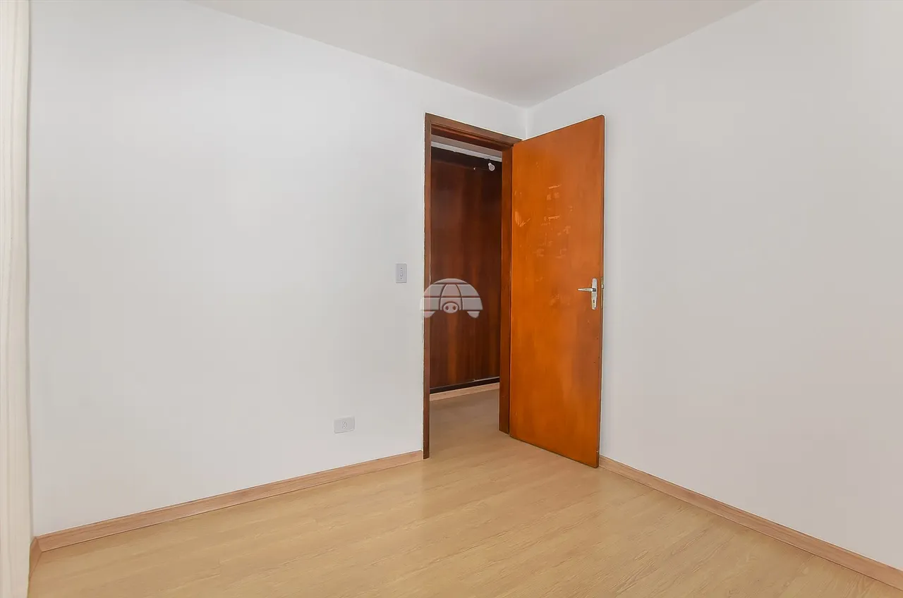 Sobrado para venda com 78 metros quadrados com 3 quartos em Xaxim - Curitiba - PR